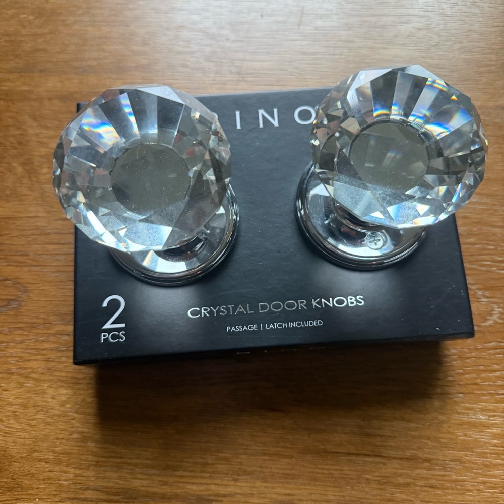 Bino Crystal Door Knobs - Silver NEW (2 Pack)